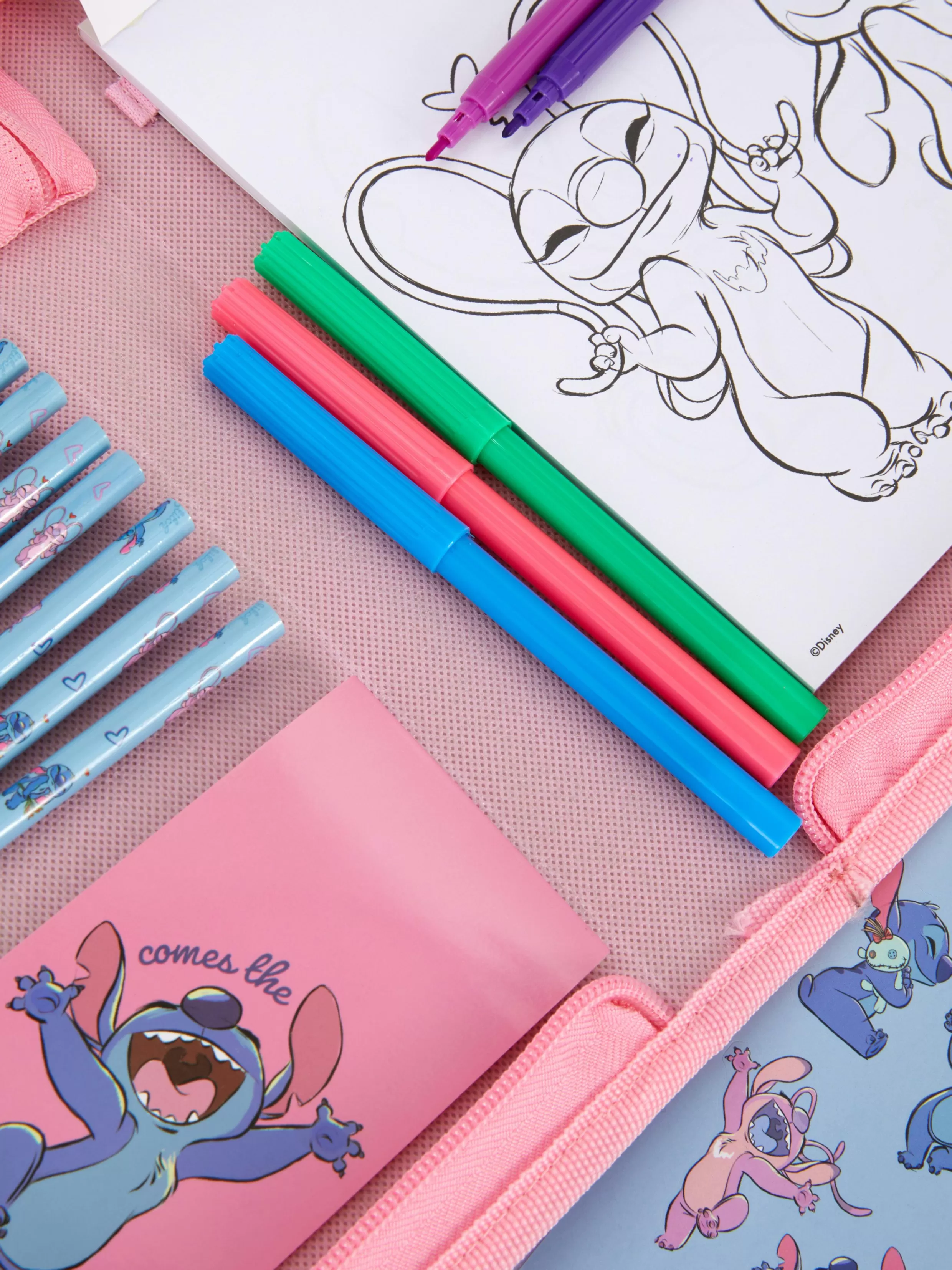 Primark Kleurpotloden^Bureauspullenset Disney's Stitch & Angel