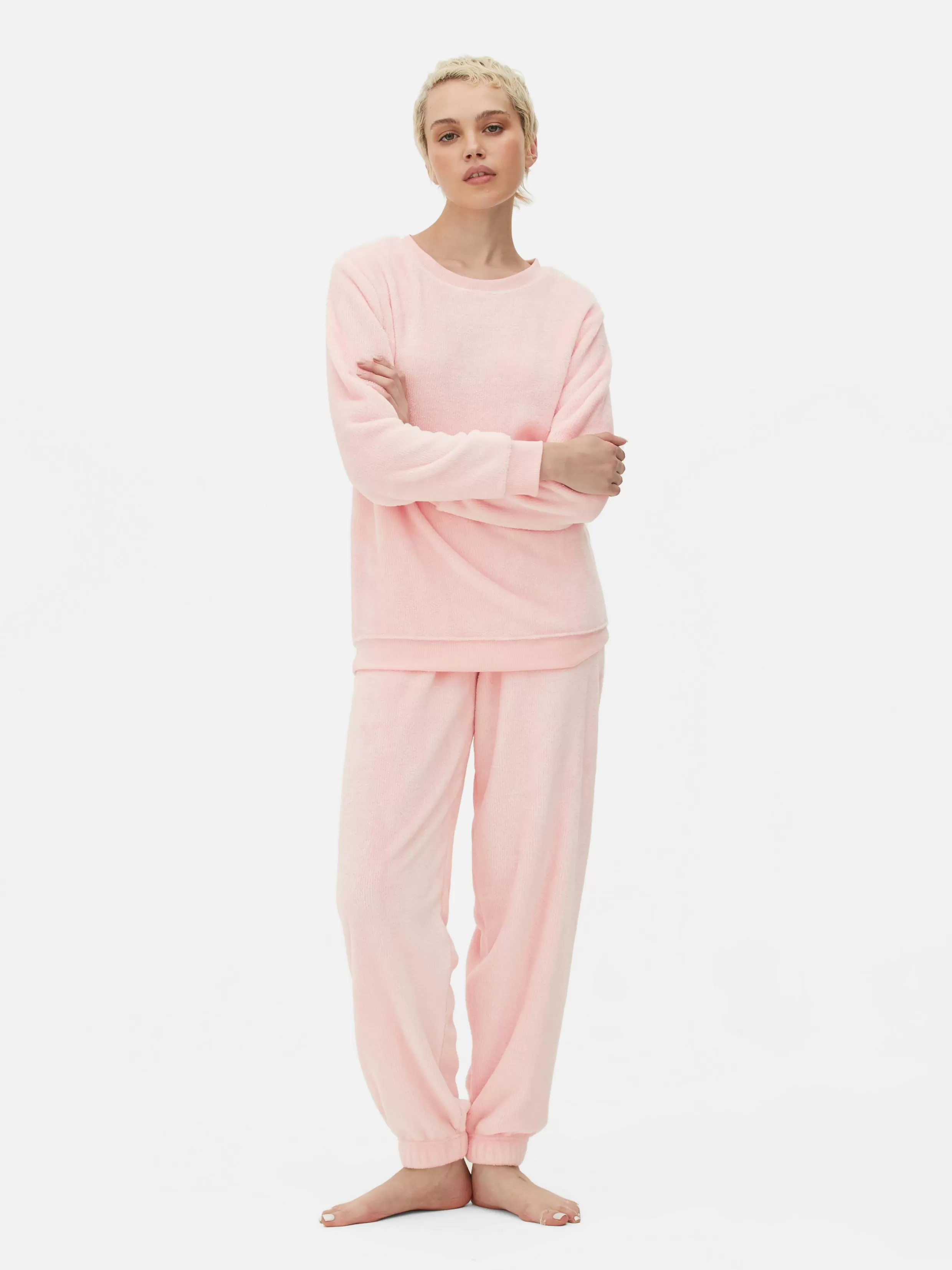 Primark Pyjamasets^Fleece Pyjama Met Lange Mouwen