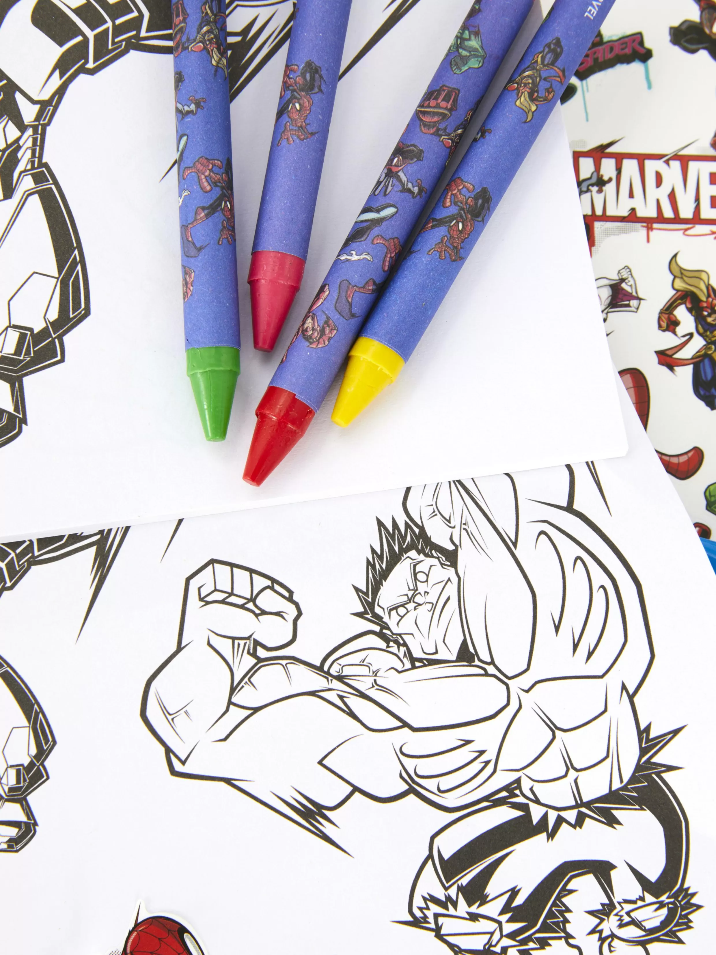 Primark Knutselen^Kleurset Voor Onderweg Marvel Avengers