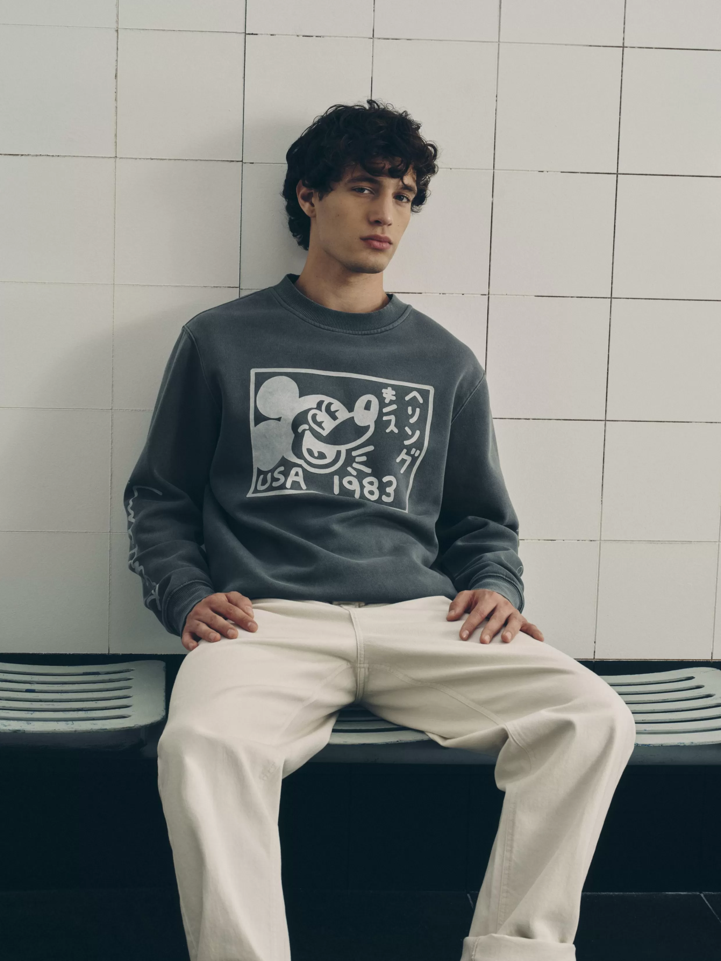 Primark Hoodies En Sweatshirts | T-Shirts En Sweatshirts Met Print^Sweatshirt Met Acid Wash Disney X Keith Haring